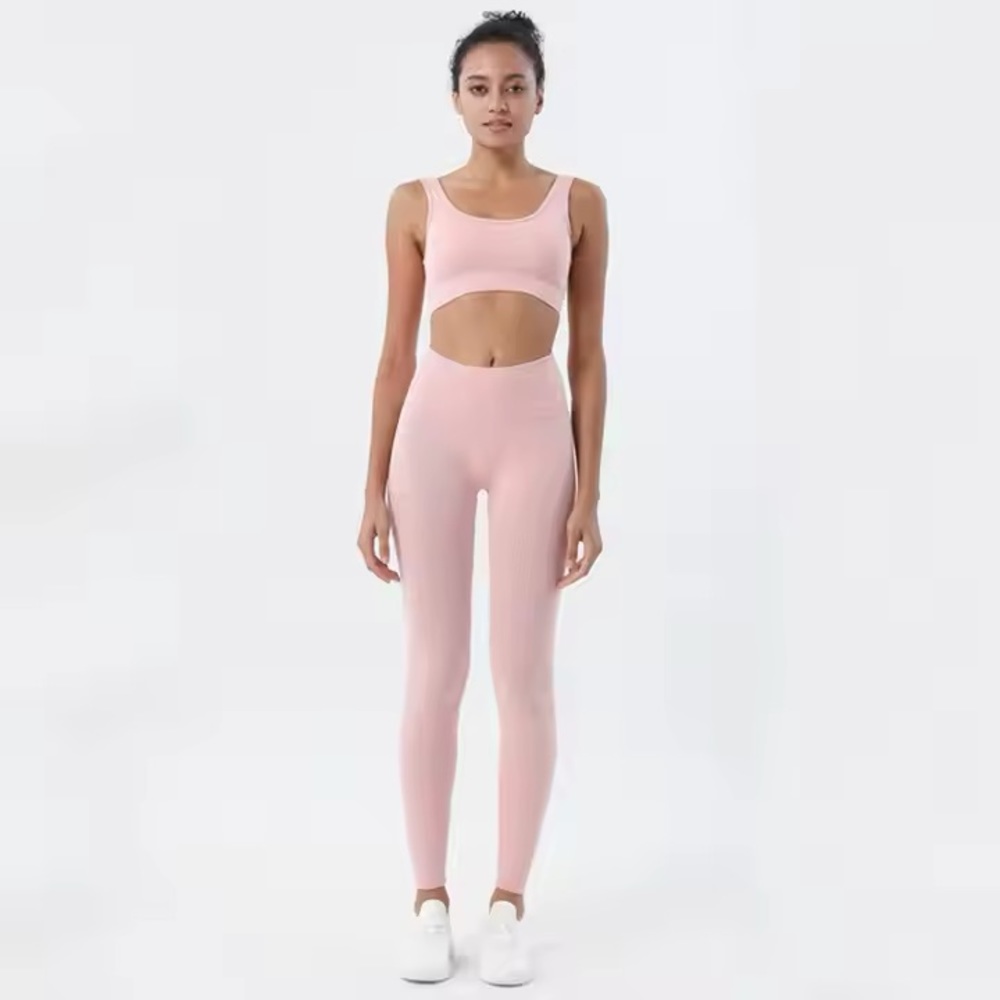 Astoria Ribbed Activewear Set - Picture 2 of 4
